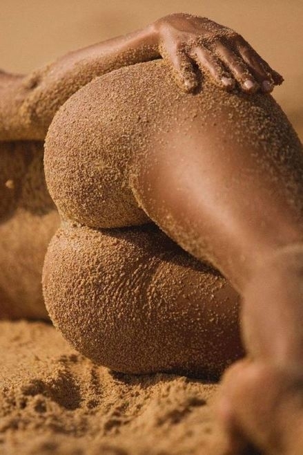 Rárakodott egy kis homok