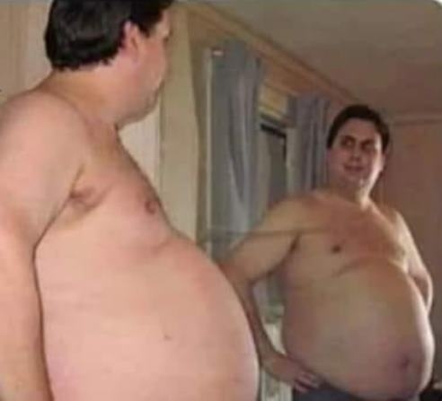 Én, ahogy nézem a három napja megevett saláta eredményét