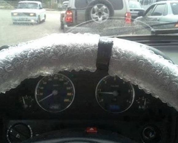 Anyázás és dudálás helyett