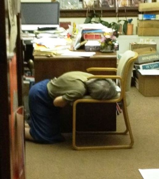 Egy laza kis ebéd utána szieszta az irodában