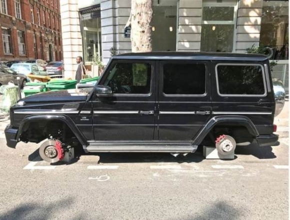 Neki szarul indult a reggel