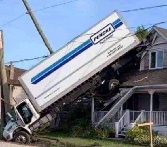 Amikor költöztetésel foglalkozol és megígérted, hogy nem kell lépcsőzni a bútorokkal