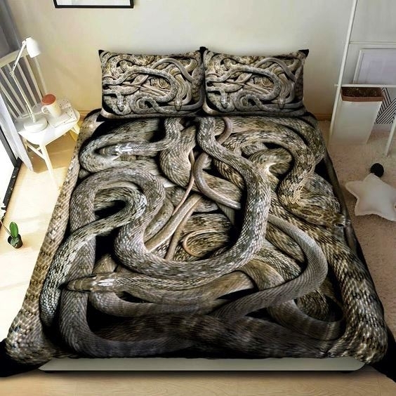 Kissé bizarr ágyneműhuzat