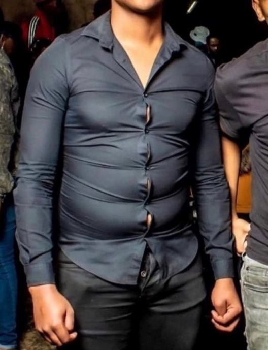 A karácsonyi zabálások után az idei első buliban 