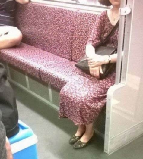 Álcázza magát a néni