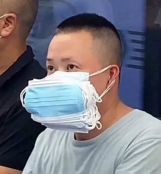 Amikor 2 napod maradt, hogy az összes maszkot elhasználd, amit tegnap vettél