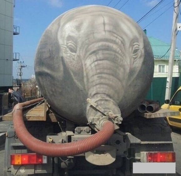 Kreatív szippantós autó