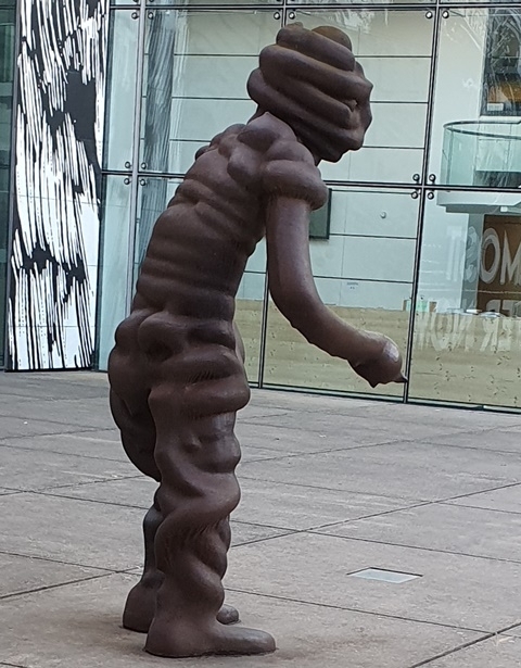 SZARemberek szobra