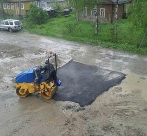 Munka közben fotózták le a hónap dolgozóját