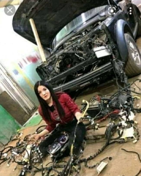 Amikor egy független és erős nő, ablaktörlő lapátot cserél