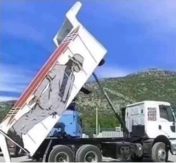 Kreatív teherautó fényezés