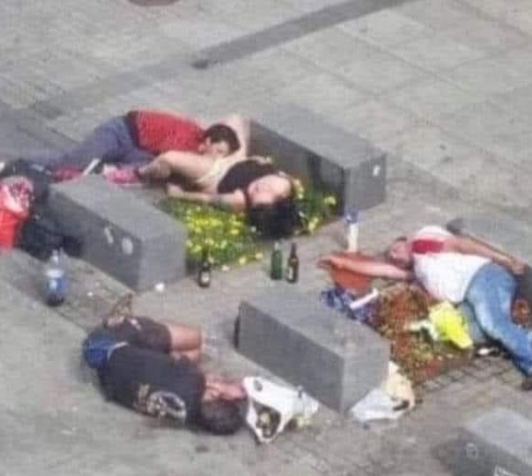 Szex nyilvános helyen