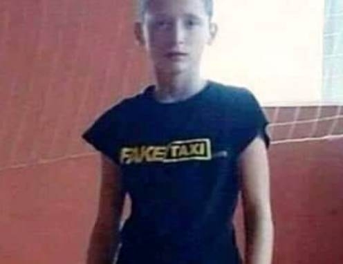 Amikor anyu meglep egy céges trikóval