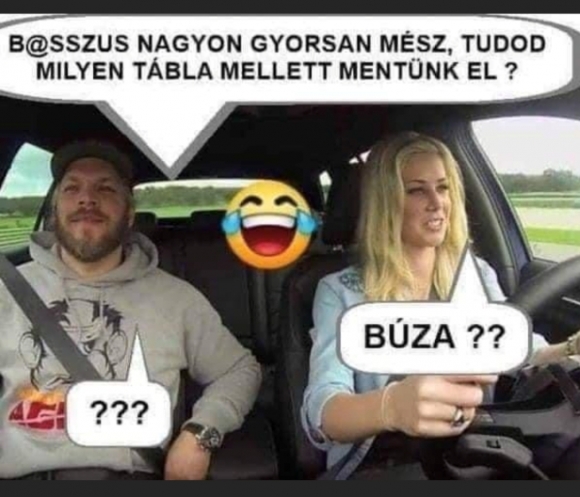 Szőke nő a volánnál