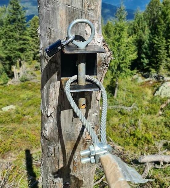 Megkérték az új munkatársat, hogy zárja be a kerítést