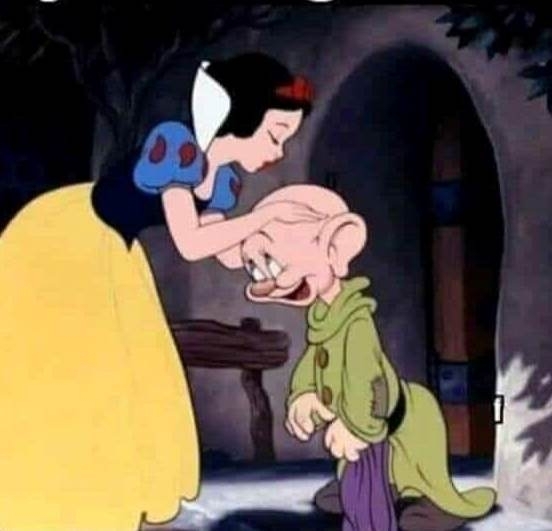 Dikk! Mekkora kupak fejed van geci