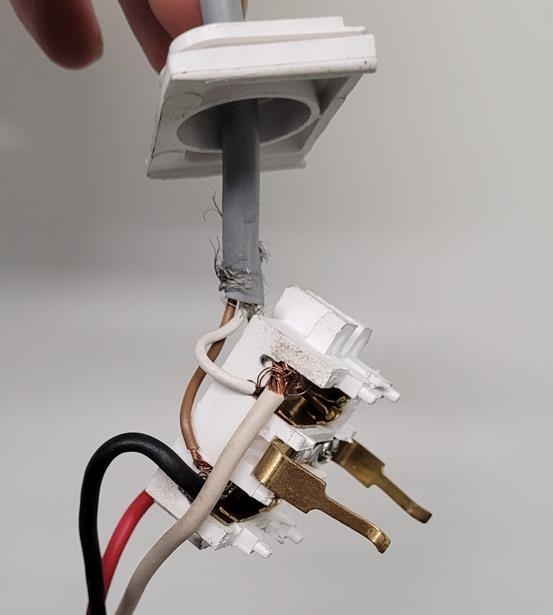 Villanyszerelési gyöngyszem