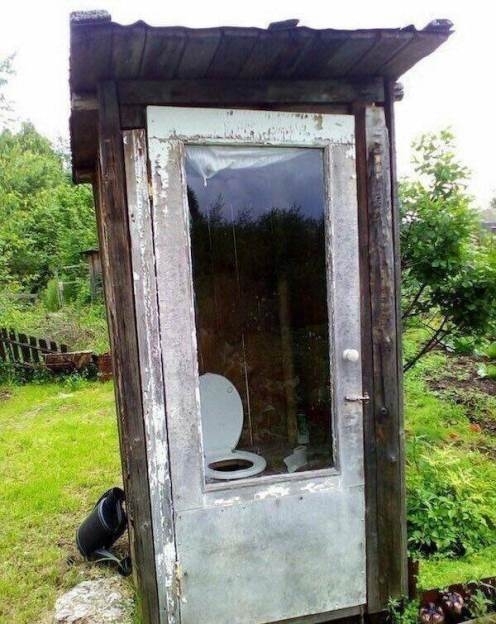 Kerti budi kilátással