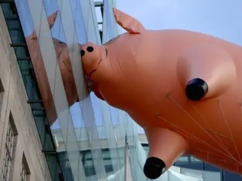 Vasárnap hajnali emlékek