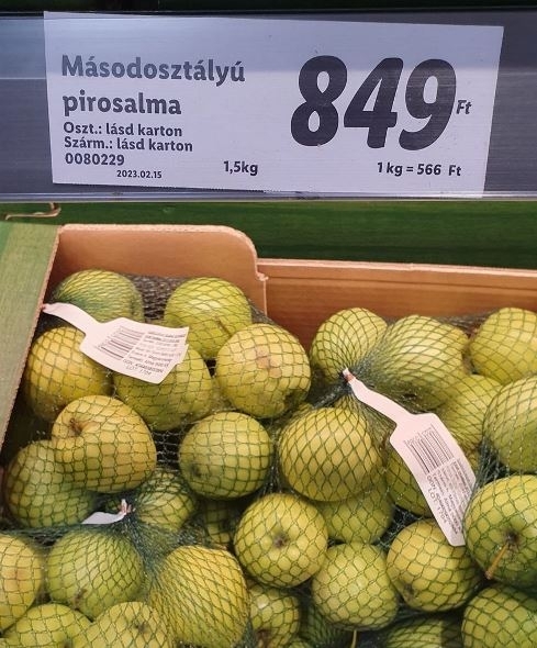 Piros az, csak még ződ! 🙂