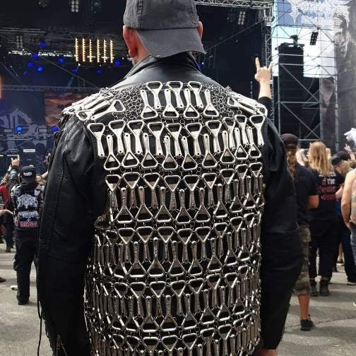 Bárhol ki tudsz rajta nyitni egy sört