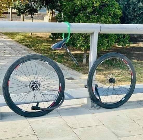 Úgy hitte 3 lakattal már biztonságban lesz