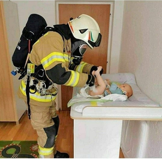 Ma reggel apu cserélte ki a pelenkát