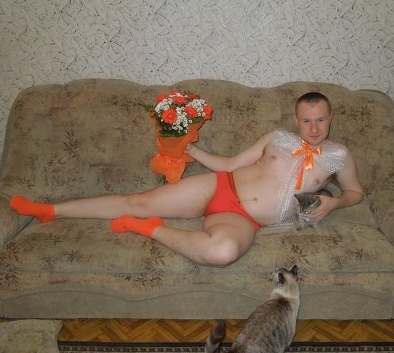 Hősünk ezzel a fotóval támad az online húspiacon