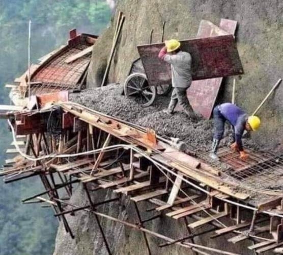 Betonozó cég munkatársakat keres