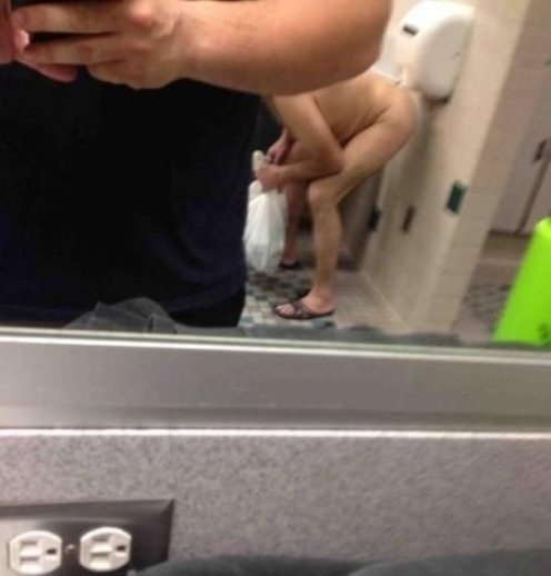 Nagyfater a hétvégén fürdőben volt