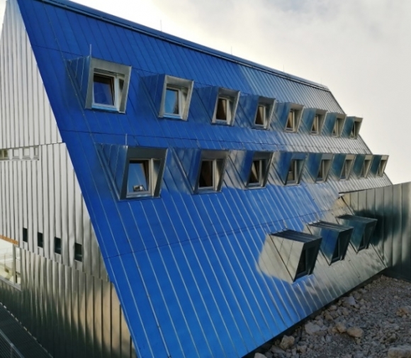 Unatkozott a bádogos, szabad kezet adtak neki