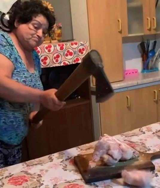 Eközben a konyhában