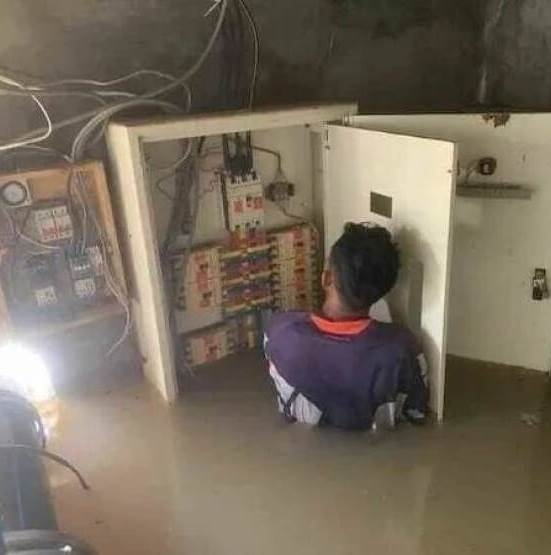 More, ebbű baj lesz!