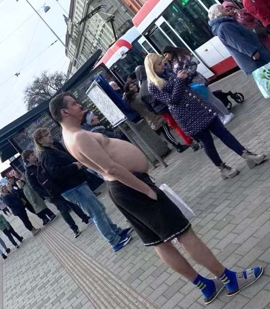 Casanova előbújt rejtekéből