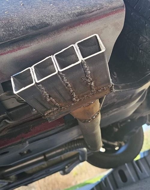 Megy a kókányolás ezerrel