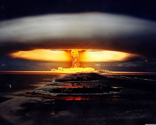 Nagyhatótávú Aztabüdöskurvaéletbe