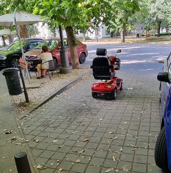 Rokkant parasztparkoló