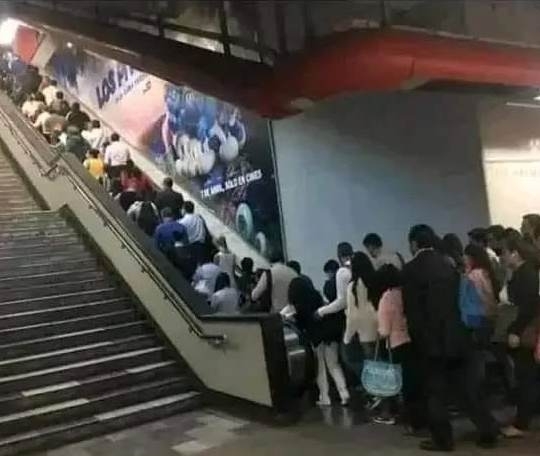 Ma reggel nem működött a betonlépcső