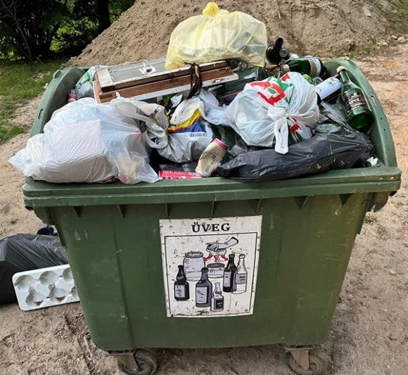 Üveghulladék gyűjtés