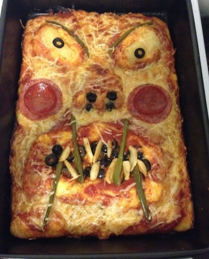 Tegnap pizza volt vacsira