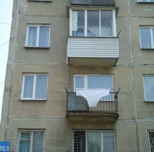 Valaki vitorlát bontott a másodikon