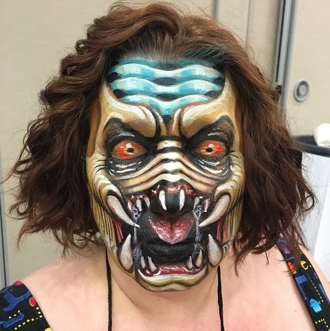Groteszk arcfestés