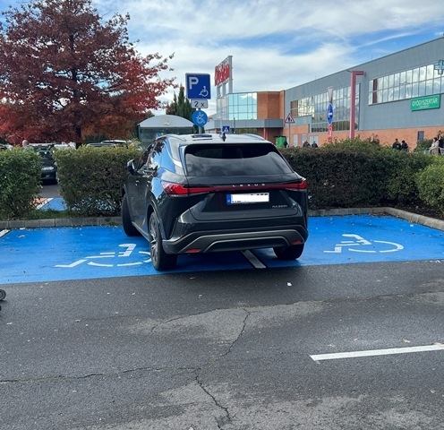 Emberünk vállalja, hogy ő duplán rokkant