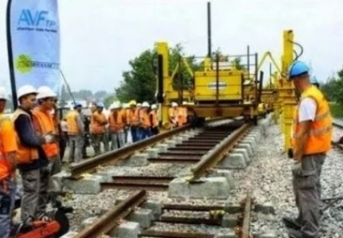 Eredményes napot mindenkinek!