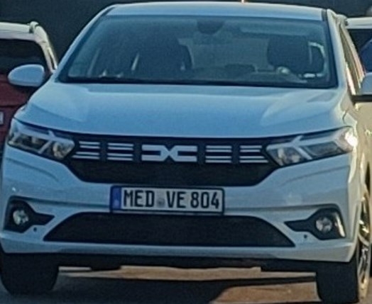 Befutott egy érdekes rendszám