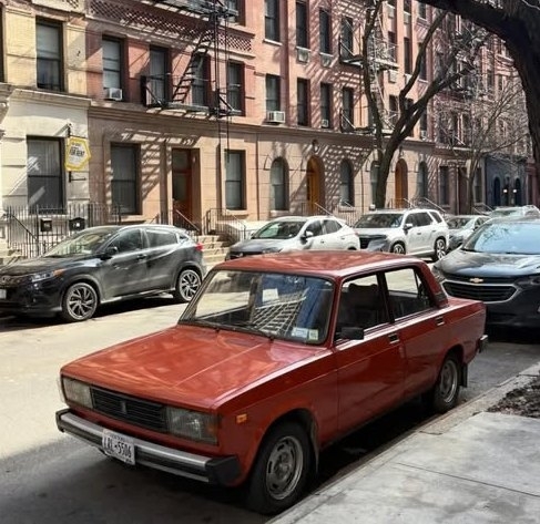 Eközben New Yorkban