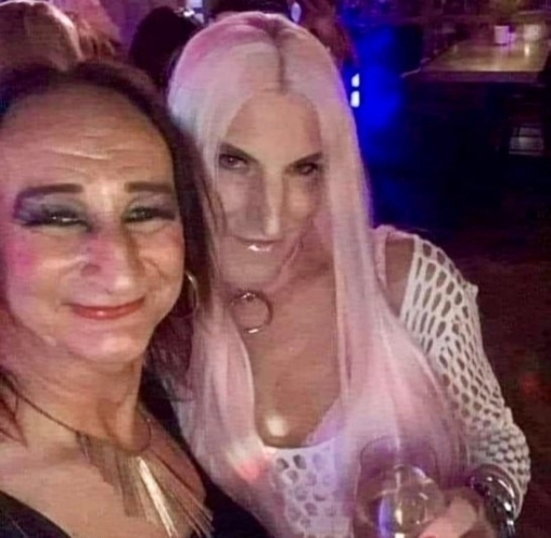 Amikor hajnali 5-kor felkapcsolják a retro klubban a lámpákat